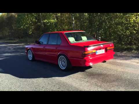 BMW M5 e28 S38B38