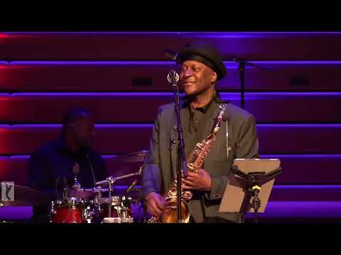 Alvin Davis Live At the Elgar Concert Hall (clips)