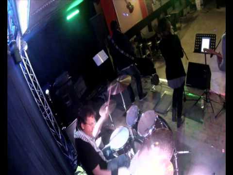 don't cry cover Gun's and Roses by MALT