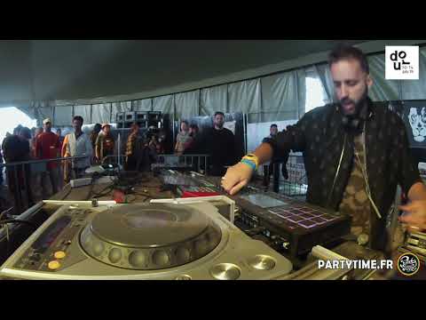 Manudigital feat Lt Stitchie at Dour Festival 2019   15 JUILL