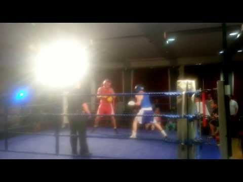 Boxing fight 3 - Round 2 - Lee Moran