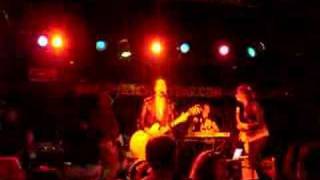 Luna Halo Play&#39;s &quot;Kings and Queens&quot;