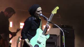Download lagu Placebo -  27/5/22 - Sad White Reggae - From their headline set at Bearded Theory festival 2022 mp3