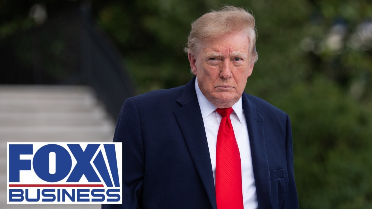 Trump faces ECONOMIC warning signs ahead of midterms