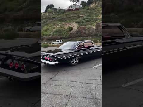 🚗 Erlebe die Kraft und Eleganz des 1966 Super Sport 427 Chevy Impala Cruisers! 🌟