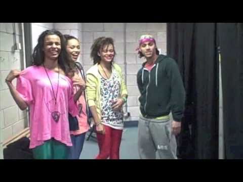 SoundGirl - Behind the Scenes on tour with Justin Bieber