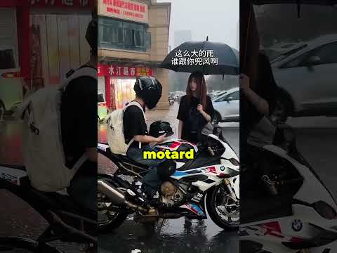 **🌧️🏍️ Il voulait juste l'aider… mais elle l'a rejeté 😢💔**#PourToi #Viral