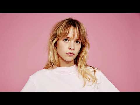Angèle - Ta reine [PAROLES]