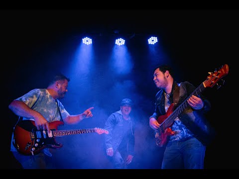 MIRA - Vaso Lleno - (VIDEO OFICIAL)