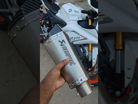 Akrapovic Exhaust R15m vs R15v4..!! 🤯😱#exhaustsound #akrapovic #r15v4 #newshorts #viralshort