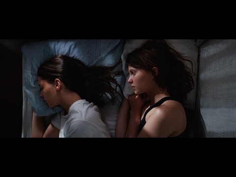 download lagu mp3 mp4 Thelma Online Subtitulada, download lagu Thelma Online Subtitulada gratis, unduh video klip Thelma Online Subtitulada