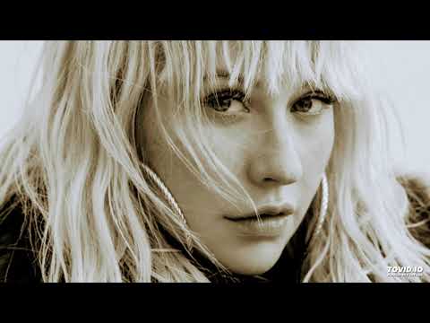 Fall In Line Demo Christina Aguilera Testo Testi E Traduzioni