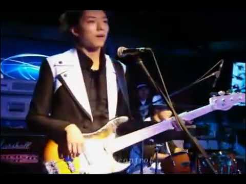 [FANCAM] 100409  Jungshin - Geek in the Pink - Beat on@ Blue Spirit