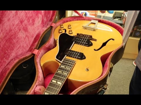 Norman's Rare Guitars - 40 Guitars come in from another Norm buying spree!