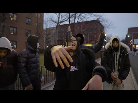 WinterDaBratt - Whole Lotta Glah Glah Boom Shit (Live Performance)