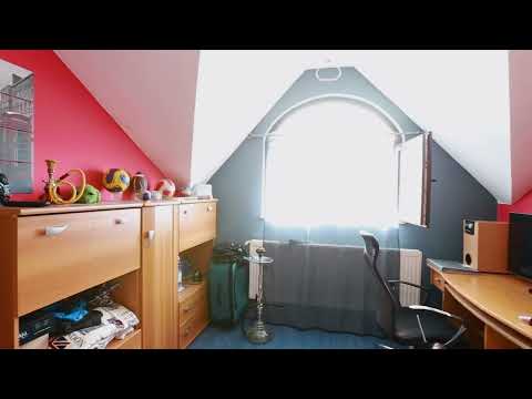 Vilă cu 6 camere de vânzare, 952 mp teren, Saucesti