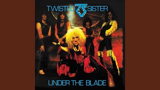 Download lagu Under the Blade mp3