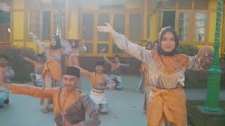 Download lagu Tarian “Sambas MenDunie” Lagu Cipt.Muda Mahendrawan,Arransemen Firman,Sanggar ‘Batu Ma’Jage’ Tebas mp3 Download lagu Tarian “Sambas MenDunie” Lagu Cipt.Muda Mahendrawan,Arransemen Firman,Sanggar ‘Batu Ma’Jage’ Tebas mp3