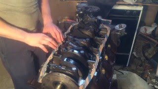 Oil pan gaskets and oil pan installation
