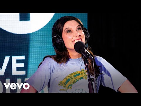 Wolf Alice - Nice To Each Other (Olivia Dean cover) in the Live Lounge