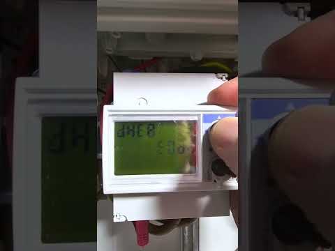 Victron Energy :: Carlo Gavazzi Energy Meter / EM24: DHCP aktivieren