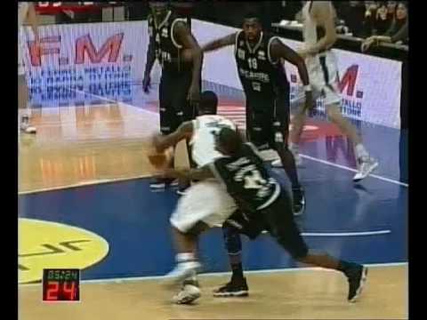 Gli highlights della vittoria con Ferrara