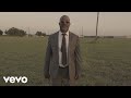Darius Rucker Fires Don T Start Themselves Behind The Scenes