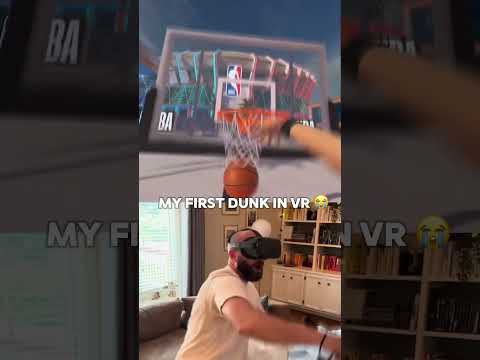 My first time dunking in VR basketball #gymclassvrcommunity #gymclass #vrbasketball