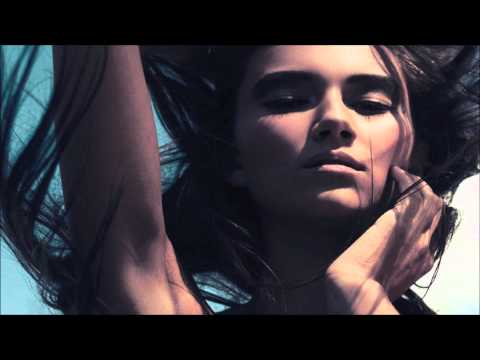 Liebe - Models (Psychowsky Remix)[Lyrics]