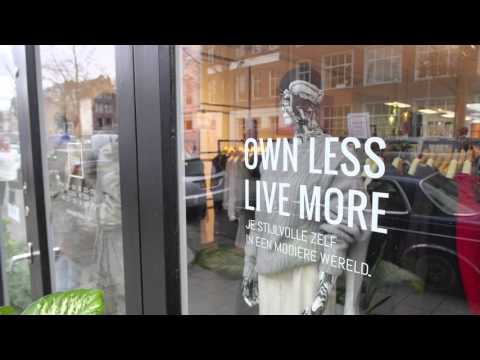 Suzanne Smulders — LENA’s library, de AirBnB van de kledingbranche?