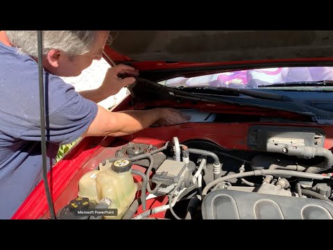 2002 Ford Escape XLT - Cabin Air Filter Replacement