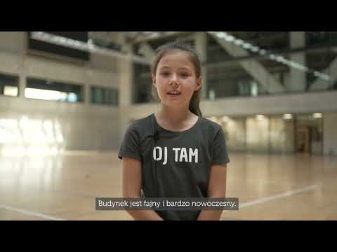 Wizyta dzieci z SP nr 6 w nowej Hali Widowisko-Sportowej
