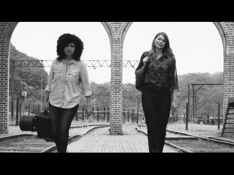 Vicka feat. Roberta Campos - Passageiro [Clipe Oficial]