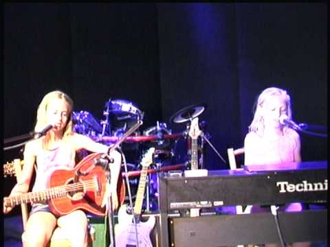 Mikayla Smith performs Royals - Danman Kids Concert September 28 2013