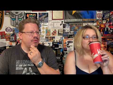 Captain Foley is joined by his wife Silvija to discuss the new Picard News1