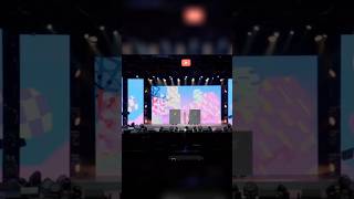 Download lagu Starbee tampil mengesahkan dan disapa banyak penggemar di Singapura #starbe #starbee mp3