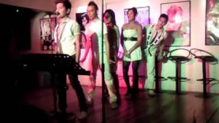 Pila Pilang Listen "meanwhile.." Bar & Lounge