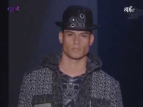 Desfile Mario Queiroz no SPFW inverno 2012.mp4