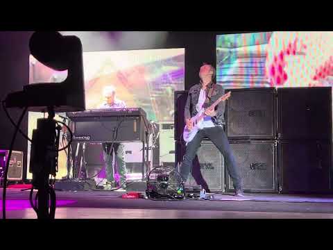 Thumbnail for 🔥 Deep Purple - "Highway Star" LIVE 🎸 | Paris 2023 | Amazing Simon McBride | HD 🔥 by Simon McBride