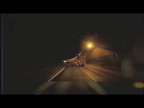 Orich - Εδώ δεν αγαπάς, εδώ έρπεσαι