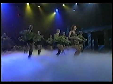 Thể hiện bởi Trish Thùy Trang