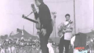 Elvis Presley - Heartbreak Hotel (Mississippi Alabama Fair - Sep 28, 1956)