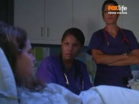 Violet si risveglia... (Private Practice 3x01 Lutto in famiglia)