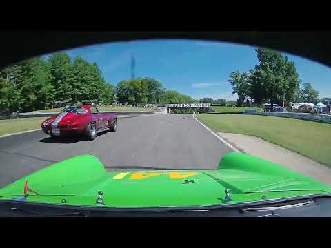 Lime Rock Fall Vintage Festival 2023, Saturday race start, Group 8 - Big Bore and Porsche