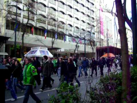 CORTEGE MAGIC FANS  18 fevrier 2009 ATHENES   OLYMPIAKOS-ASSE