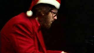 Bill Evans Sings! &quot;Santa Claus is Coming To Town&quot;