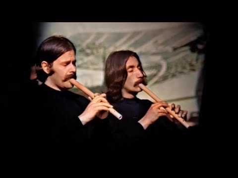 Quilapayún 1976 - Con el alma llena de banderas [VIDEO EN VIVO]