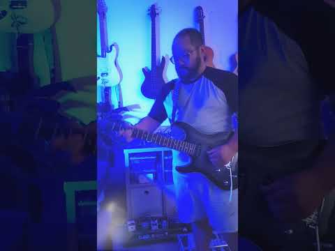 Smooth Blues Lines in B Minor on My Black Ibanez – Sustaining Every Note