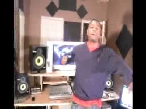 Yogey Bump My Shit Video.mp4