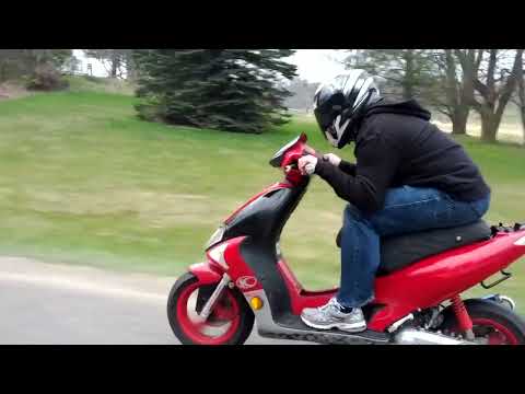 Kymco Super 9 scooter top speed